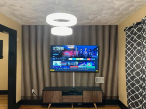 2Kings Luxury Home- Spacious Stay in Newark NJ-NY